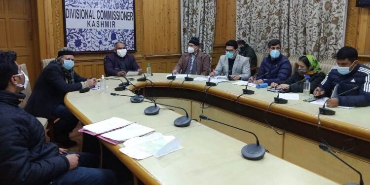 Div Com reviews progress on Manasbal Lake Development project under PMDP