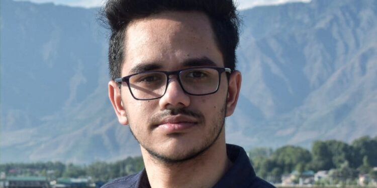 Meet Faizan Arif: New 'weatherman' of Kashmir - "Kashmir Weather" Meet Faizan Arif: New ‘weatherman’ of Kashmir – “Kashmir Weather”