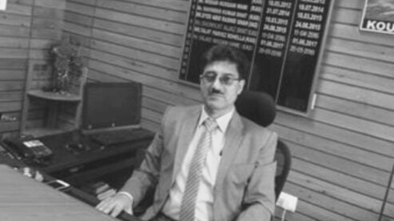 Senior KAS officer from Sgr dies of Covid-19