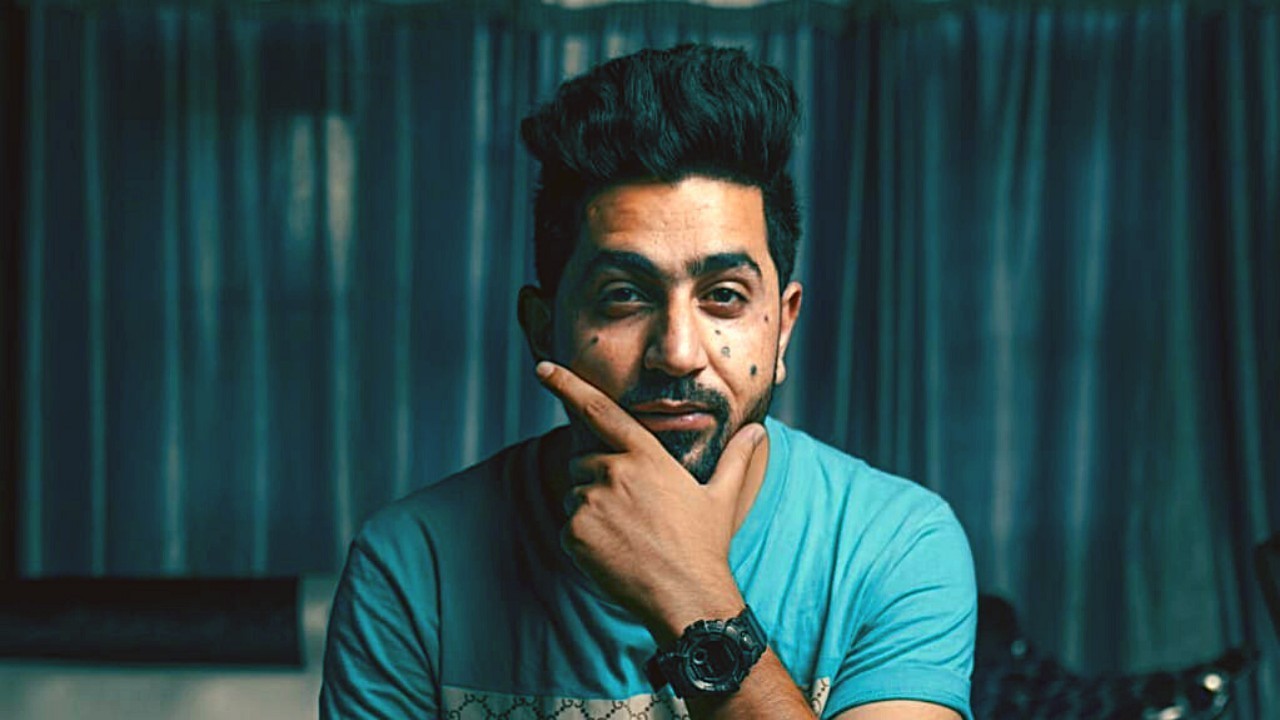 RJ Rafiq - The dynamite of Radio and sensation of digital platforms from struggle to success RJ Rafiq – The dynamite of Radio and sensation of digital platforms from struggle to success