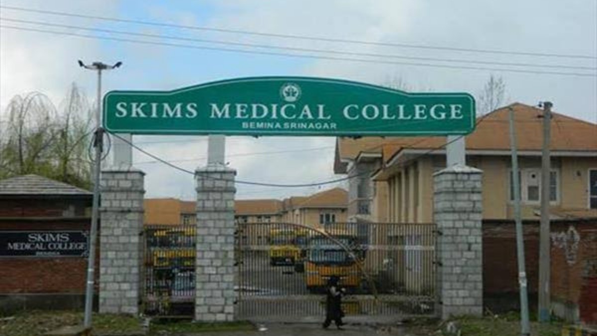 JVC’s ground floor inundated, Lift system also goes out of Gear; Patients, Attendants suffer