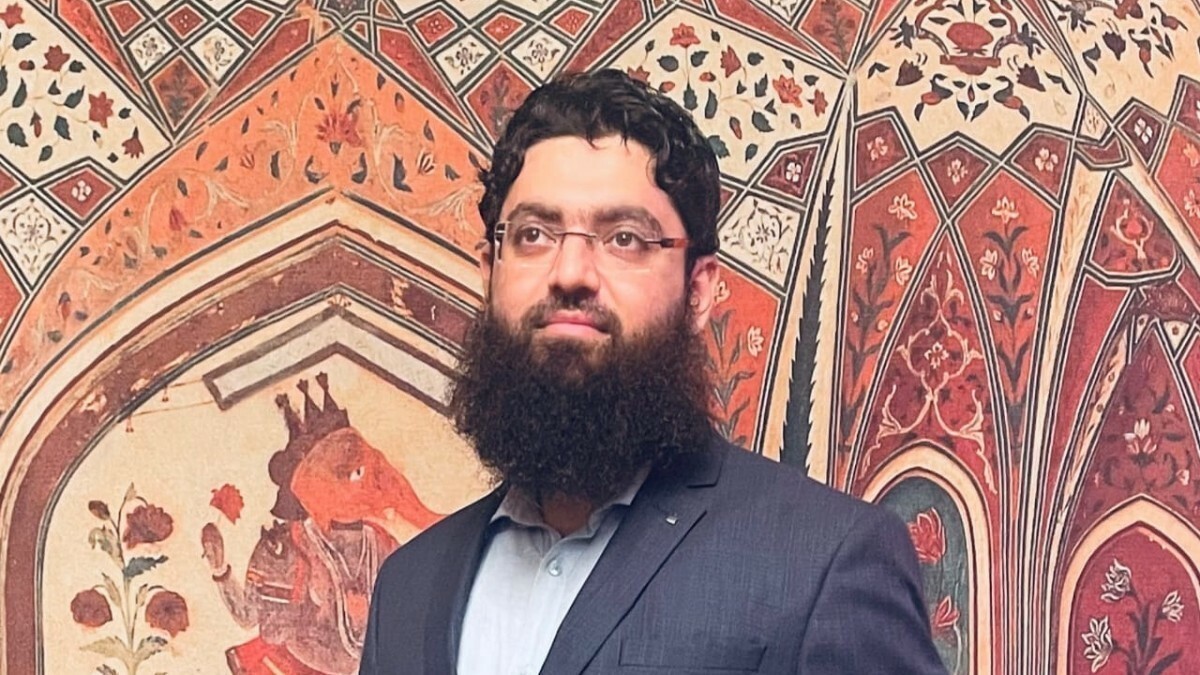 Yasir Aaffaaq, A doctor who writes and preaches to educate youth about Islam