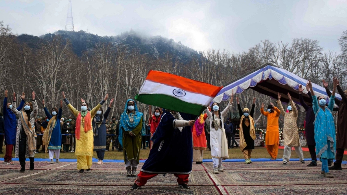 Jan 26: Amid drone surveillance, R-Day passes off peacefully in Kashmir Jan 26: Amid drone surveillance, R-Day passes off peacefully in Kashmir