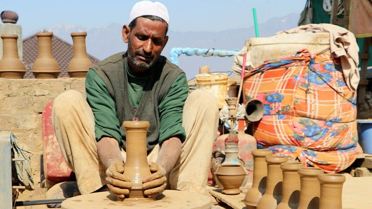 Potter Sidiq chose to make Kashmiri musical instrument Tumbaknari to earn livelihood