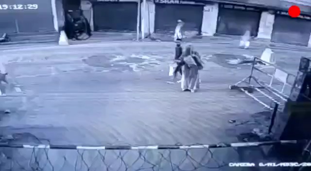 Woman who hurled Petrol bomb on CRPF in Sopore arrested: IGP Kashmir Woman who hurled Petrol bomb on CRPF in Sopore arrested: IGP Kashmir
