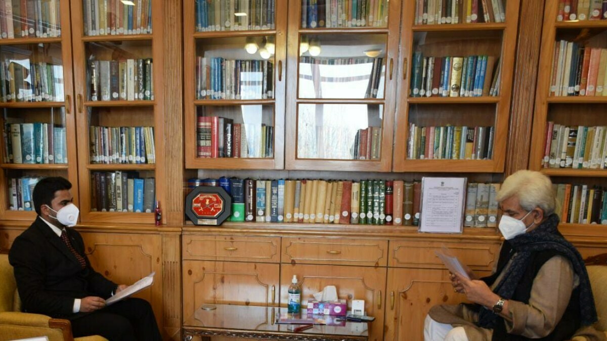 President AJKYS, Sajid Yousuf Shah, calls on LG Manoj Sinha