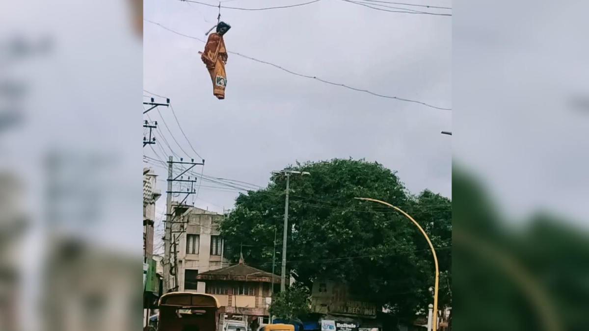 Prophet (PBUH) row: 3 arrested for hanging effigy of Nupur Sharma from an electric wire