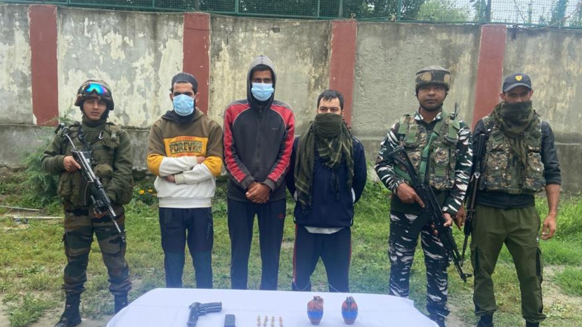 3 Al-Badr OGWs held in Handwara: Police 3 Al-Badr OGWs held in Handwara: Police