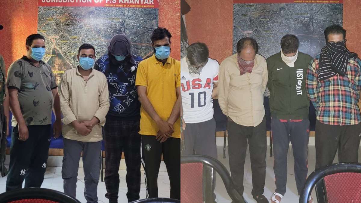 Srinagar Police arrests 8 gambler Srinagar Police arrests 8 gambler
