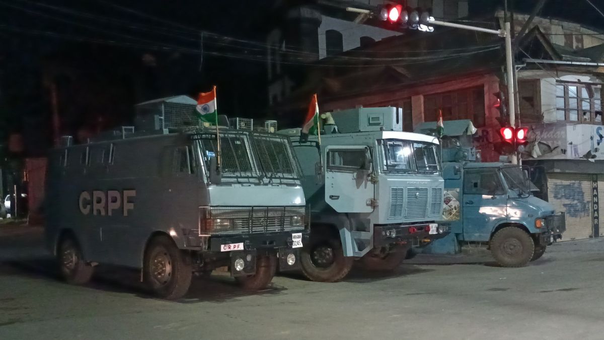 Nowhatta encounter: Vehicle used by lashkar militants seized: police Nowhatta encounter: Vehicle used by lashkar militants seized: police