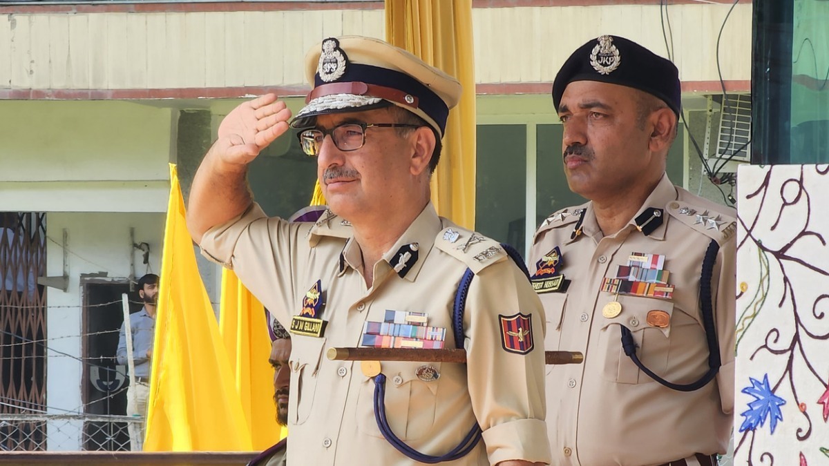 ADGP Armed SJM Gillani promotes 754 Constables to the rank of SGCT