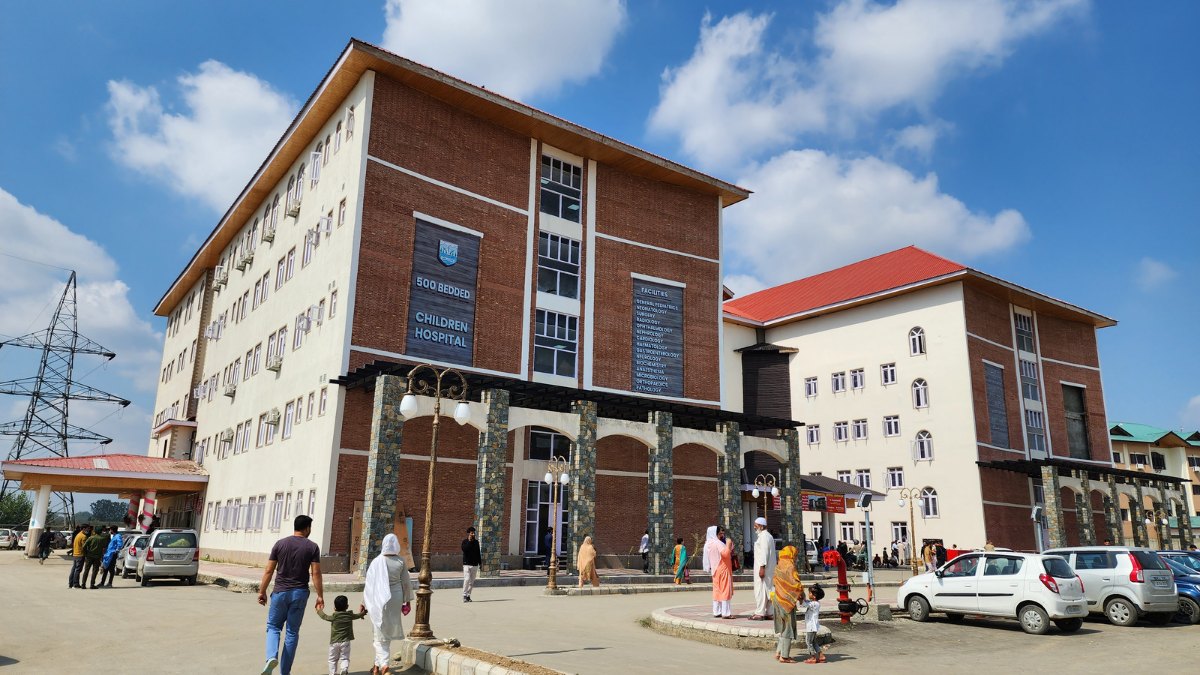 After missing several deadlines; 500-bed children hospital finally functional After missing several deadlines; 500-bed children hospital finally functional