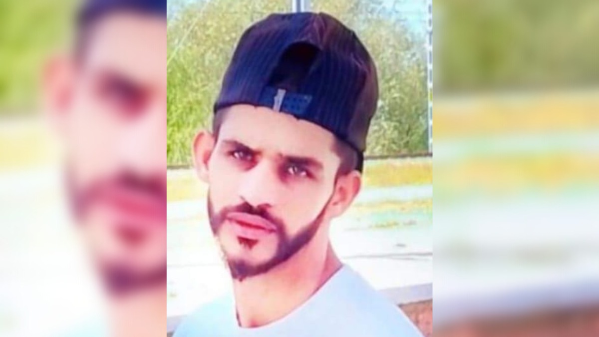 Body of labourer retrieved from river Jhelum after 2 day Labourer slips into river Jhelum in Sgr, rescue ops on