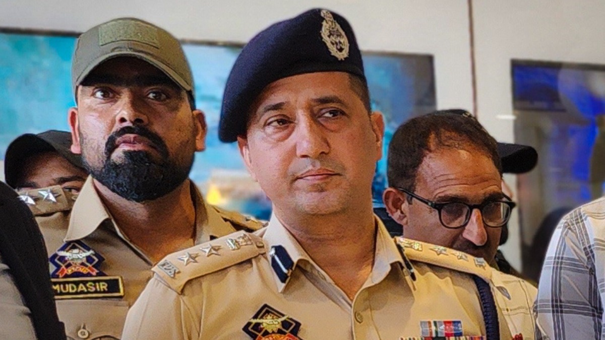 SSP Sgr Rakesh Balwal greets people on Eid Milad-un-Nabi (PBUH) SSP Sgr Rakesh Balwal greets people on Eid Milad-un-Nabi (PBUH)