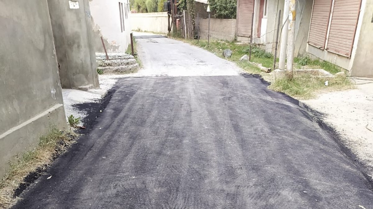 PWD launches 'Hamari Sadak App' to facilitate public upload grievances regarding road status PWD launches ‘Hamari Sadak App’ to facilitate public upload grievances regarding road status