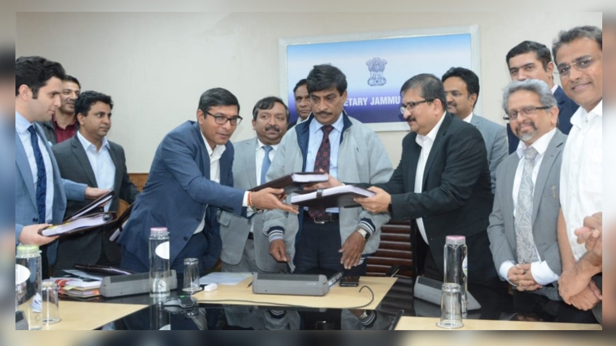 CS oversees MoU signing for operation of 200 E-buses in Jammu and Srinagar CS oversees MoU signing for operation of 200 E-buses in Jammu and Srinagar