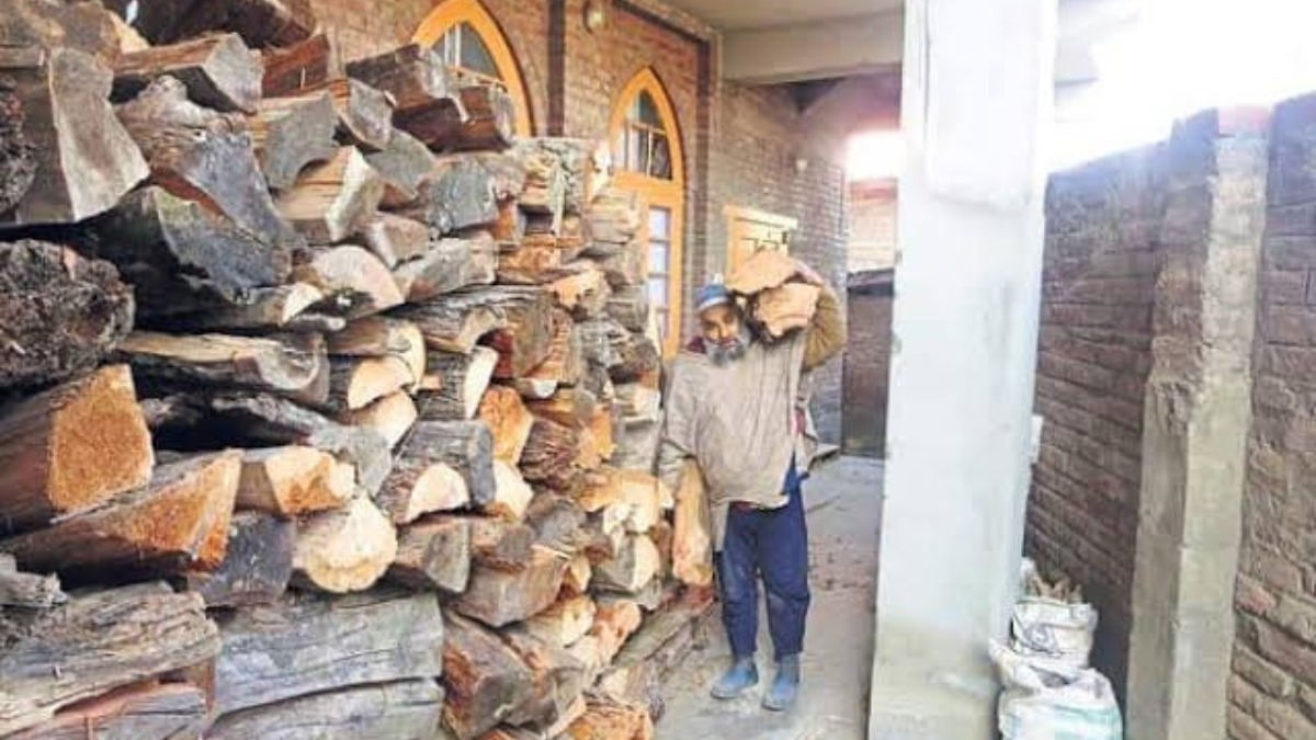 Firewood distribution to registered agencies to commence from Nov 05 at P.C Depot, Qamarwari Firewood distribution to registered agencies to commence from Nov 05 at P.C Depot, Qamarwari