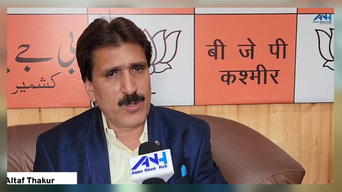 Day-dreaming has a limit, Mehbooba crossed that today, Article 370 buried forever: Altaf Thakur Day-dreaming has a limit, Mehbooba crossed that today, Article 370 buried forever: Altaf Thakur