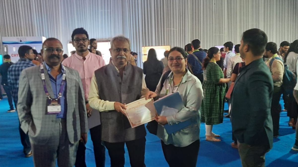 Kashmiri doctors bring laurel winning top prizes in national competition Kashmiri doctors bring laurel winning top prizes in national competition