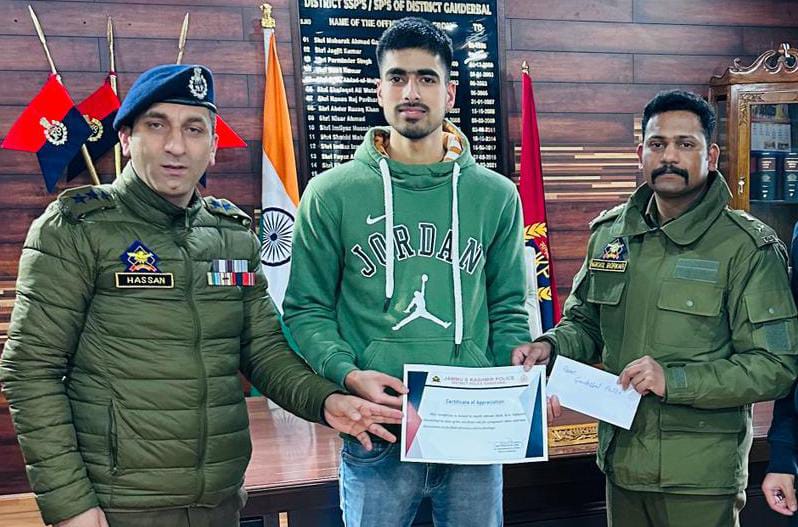 Ganderbal boy enters ‘India Book of Records’ for tech innovation