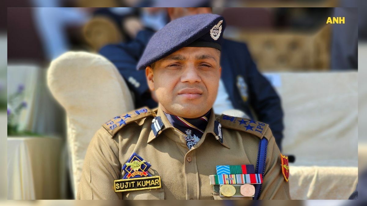 DIG CKR visits Budgam, reviews security scenario DIG CKR visits Budgam, reviews security scenario