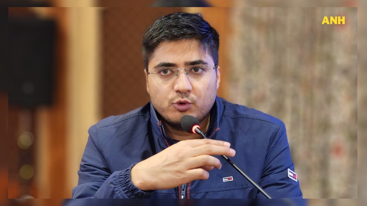 Over 1 lakh tourists visited Kashmir in February: Director Tourism Over 1 lakh tourists visited Kashmir in February: Director Tourism