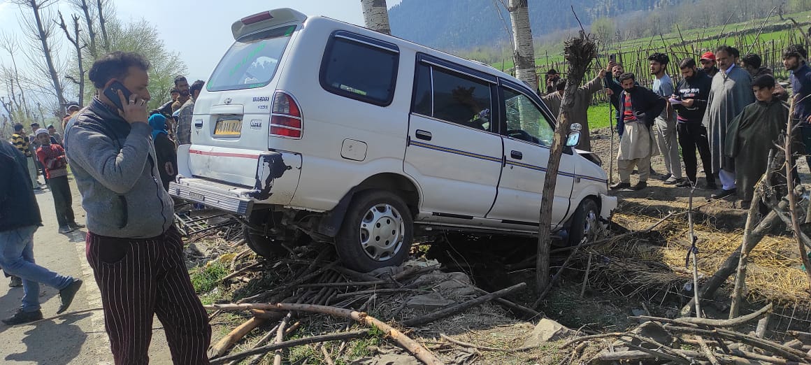 Pedestrian killed in Anantnag road accident Pedestrian killed in Anantnag road accident