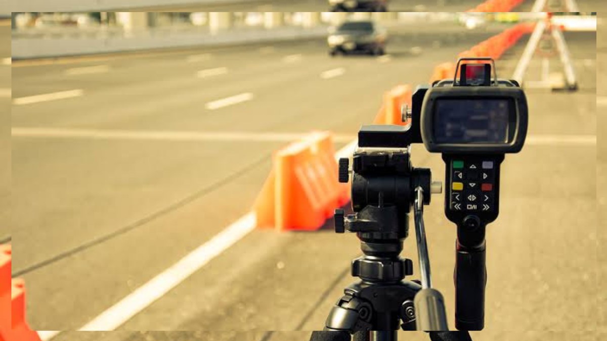 Traffic Police Srinagar gets Speed Radar Guns Traffic Police Srinagar gets Speed Radar Guns
