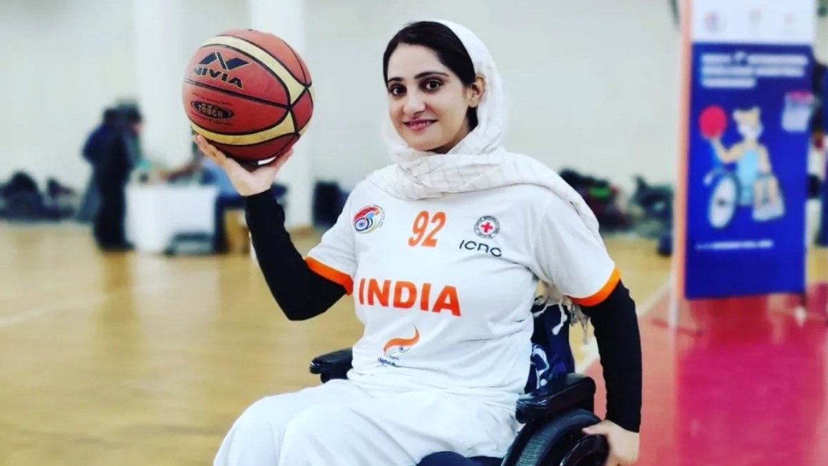 Meet Insha Bashir: The first wheelchair bound basketball player of Kashmir Meet Insha Bashir: The first wheelchair bound basketball player of Kashmir