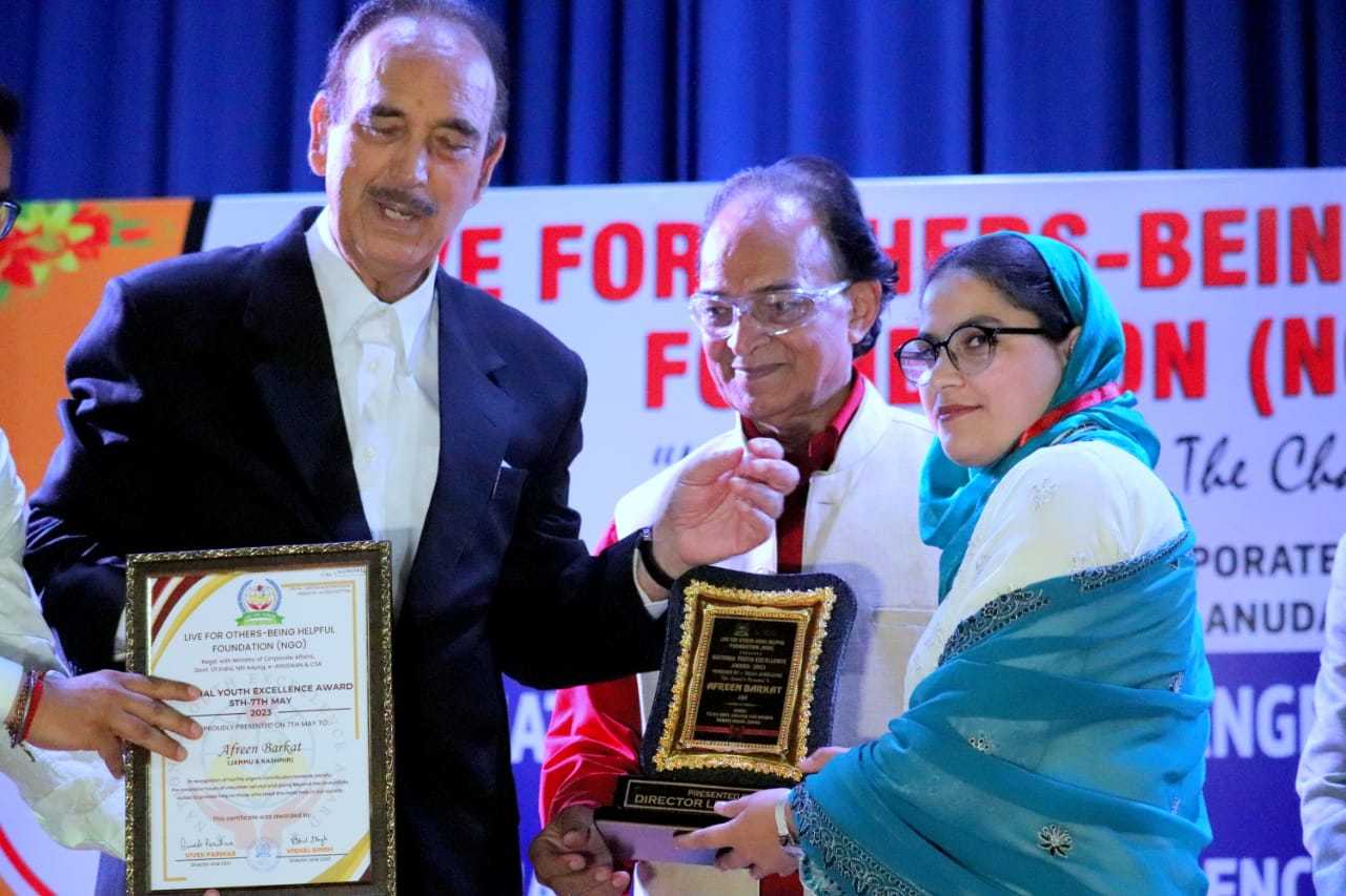 Srinagar girl bags National Youth Excellence Award Srinagar girl bags National Youth Excellence Award