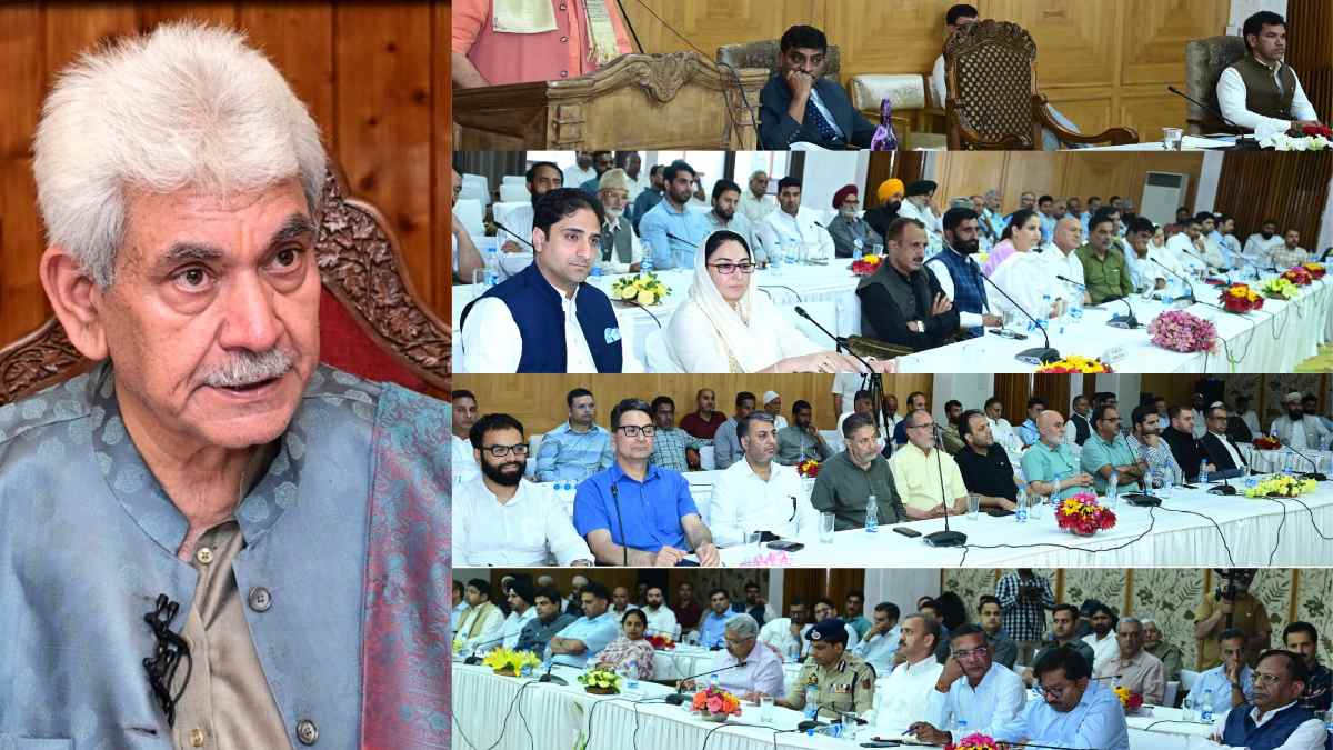 LG Sinha interacts with prominent members of PRIs, Civil Society organizations, Trade, Business and Spiritual Leaders