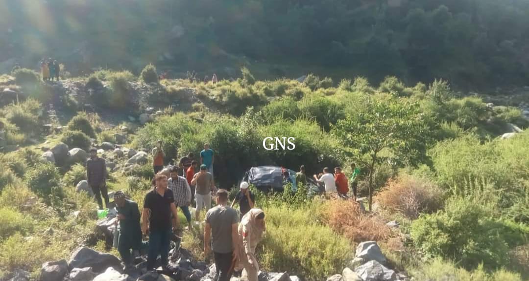Two women killed, child among 3 injured in Rajouri accident Two women killed, child among 3 injured in Rajouri accident