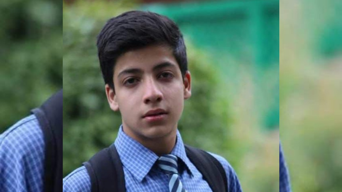 Class 9th student goes missing from Sopore, family seeks help Class 9th student goes missing from Sopore, family seeks help