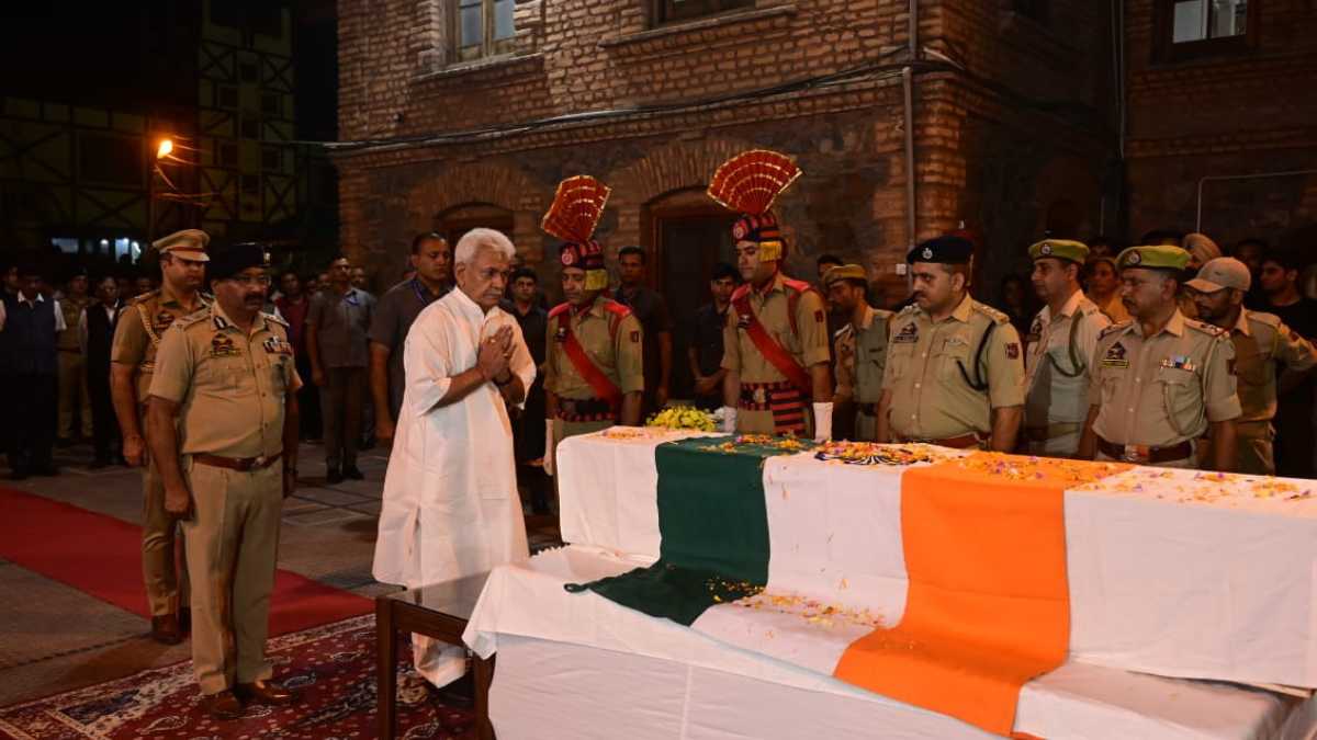 LG pays tributes to officers killed in Kokernag gun battle LG pays tributes to officers killed in Kokernag gun battle