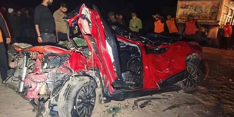 Wedding reception turns to tragedy as bridegroom, his friend killed in car accident Wedding reception turns to tragedy as bridegroom, his friend killed in car accident