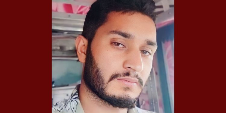 Kulgam driver among 4 killed as fire engulfs 6 vehicles at Agra-Mumbai Highway