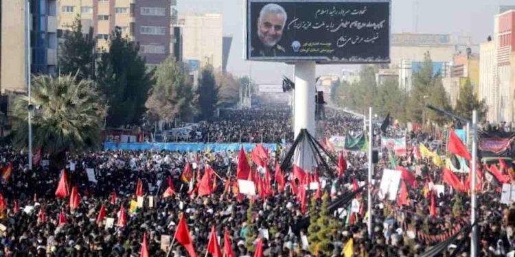 Twin blasts near Qassem Soleimani’s grave in Iran kills at least 73 Twin blasts near Qassem Soleimani’s grave in Iran kills at least 73