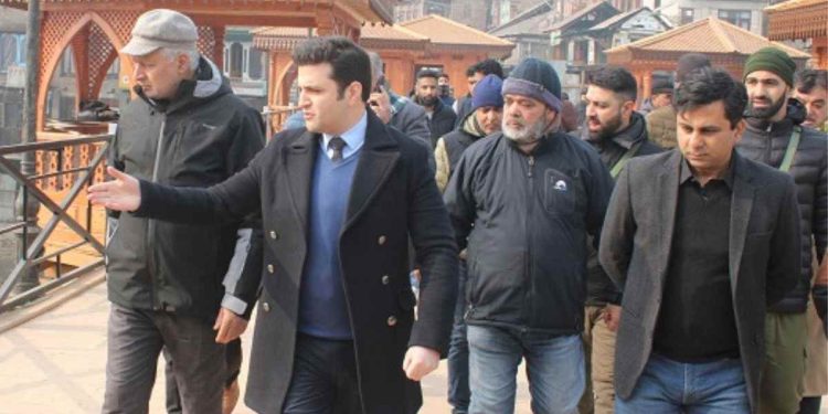 Smart City CEO assesses progress of Projects, warns agencies lagging in schedule Smart City CEO assesses progress of Projects, warns agencies lagging in schedule