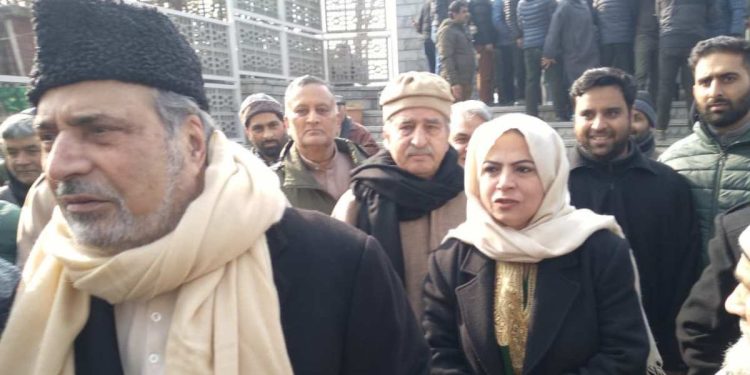 Muzaffar Beigh, his wife Safina rejoin PDP Muzaffar Beigh, his wife Safina rejoin PDP