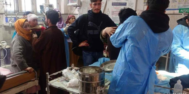 6 injured after being attacked by wild boar in Kulgam