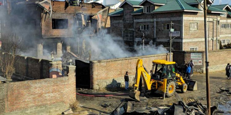 Three storey residential cum commercial structure, two sheds damaged in Bagh-e-mehtab blaze