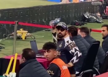 Babar Azam loses cool after crowd trolls batter with ‘ZimBabar’ chants