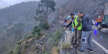 10 killed after SUV falls into gorge in Ramban