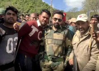 Emraan Hashmi shooting for ‘Ground Zero’ in Kashmir