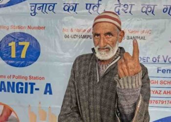 Voting begins in 102 Lok Sabha seats across 21 states, Union Territories