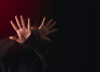 Cop injured after being assaulted in Shopian village, case registered