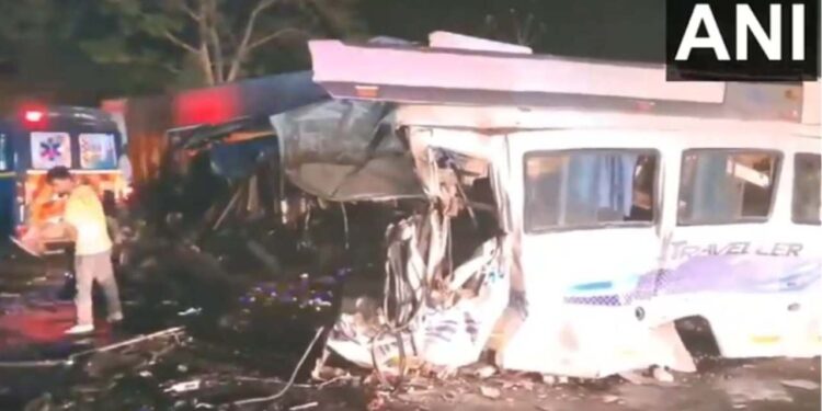 7 members of family killed, over 20 injured in bus accident on highway in Ambala 7 members of family killed, over 20 injured in bus accident on highway in Ambala