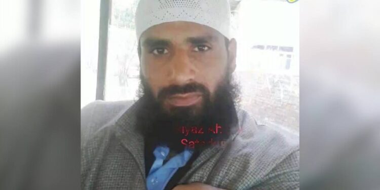 Top Lashkar Commander, his associate killed in Pulwama Encounter Top Lashkar Commander, his associate killed in Pulwama Encounter