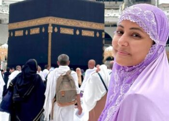 Hina Khan diagnosed with stage Three breast Cancer