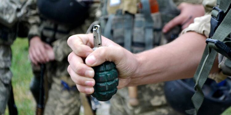 Cop injured after grenade accidently detonates in Baramulla